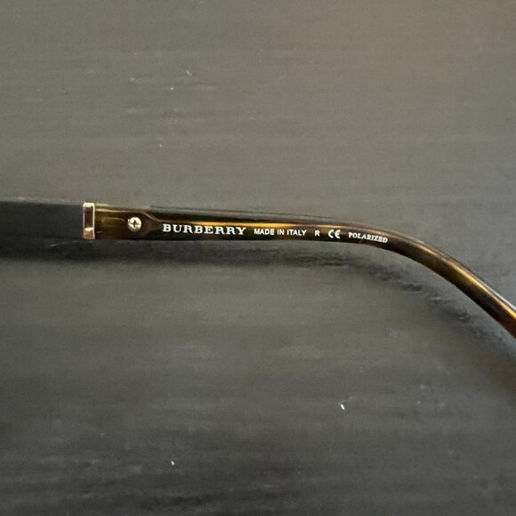 Burberry Check Polarized light gold aviator/pilot sunglasses (Style Be3080) - Picture 7 of 8